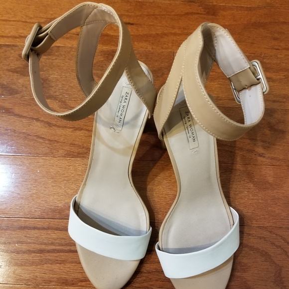 Zara Mid-Heel Sandals with Ankle Straps - Picture 1 of 5